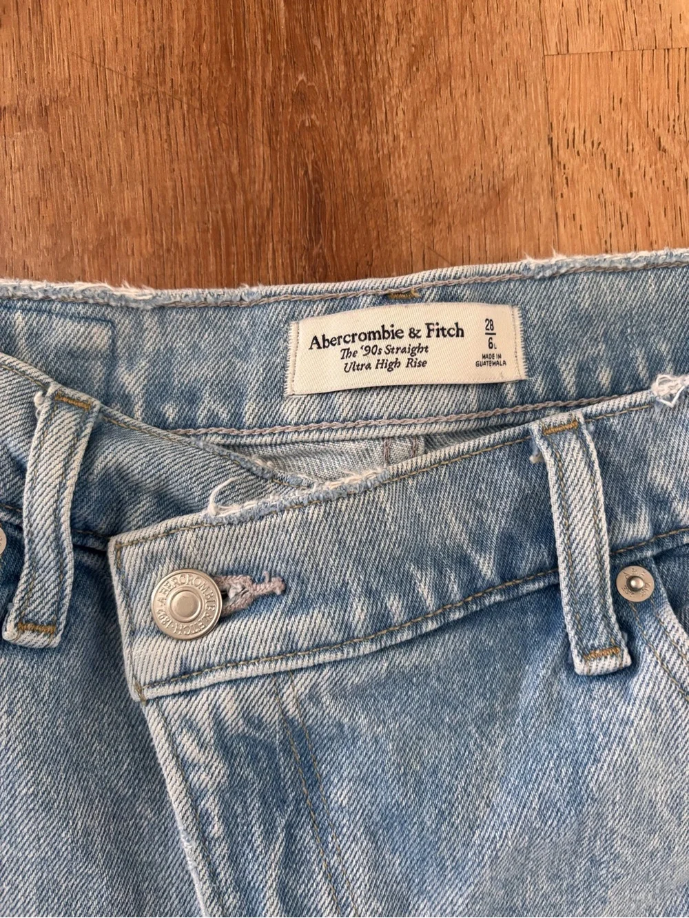 Abercrombie & Fitch 90s ultra high rise crossover waist 28/6 LONG